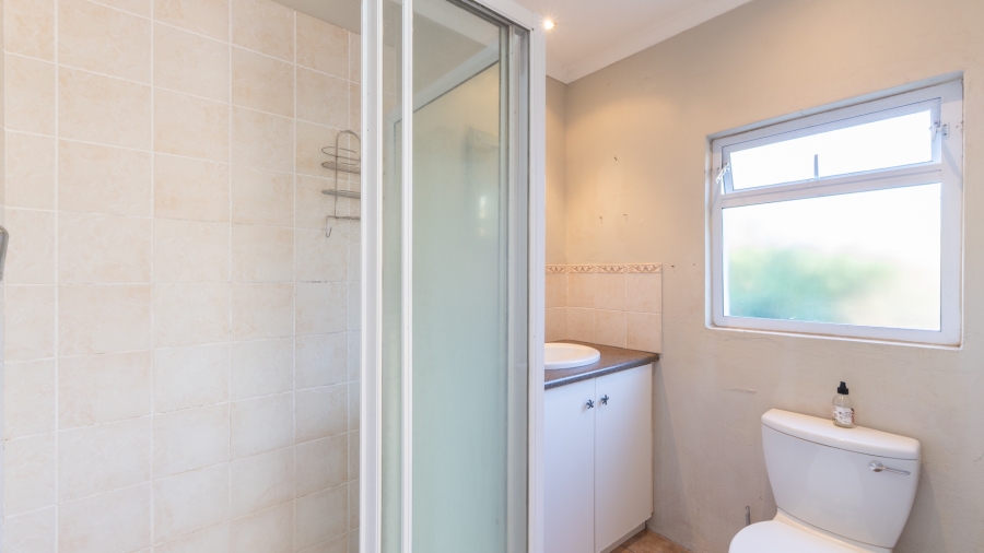 5 Bedroom Property for Sale in Sunny Seas Estate Western Cape
